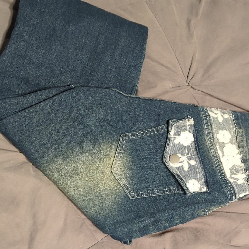 Women's Blue Jeans with Floral Detail